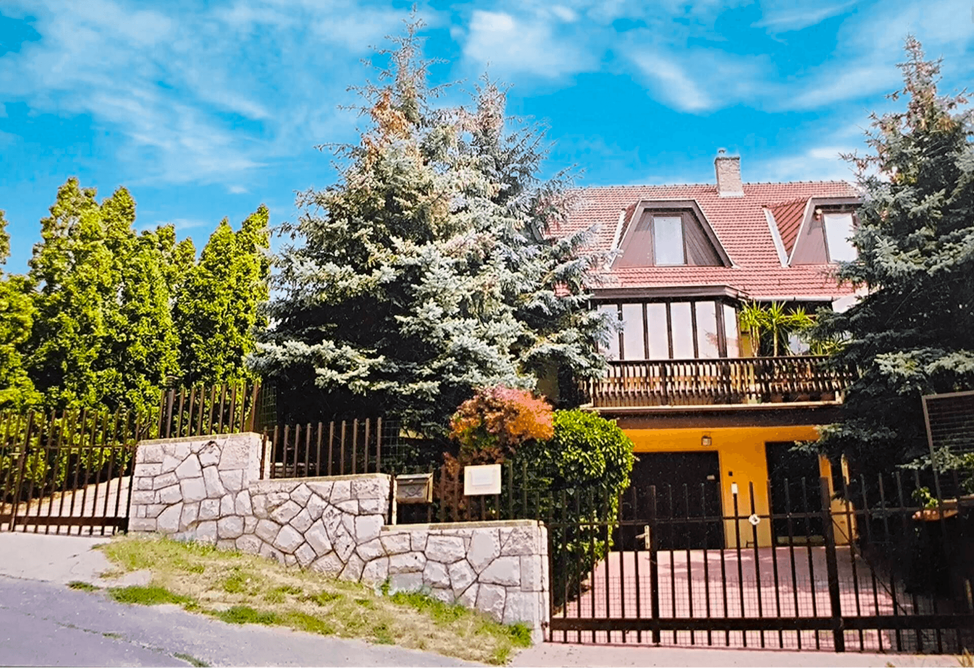 Esztergom Elegáns Ékköve